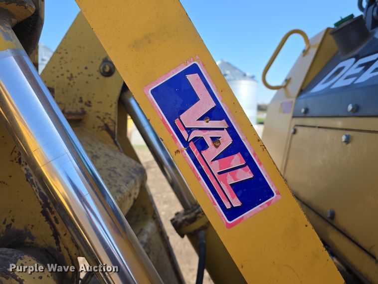 image for item DT6781 2012 John Deere 850K dozer