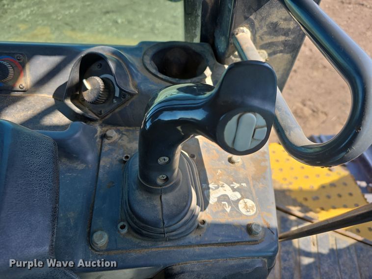 image for item DT6781 2012 John Deere 850K dozer