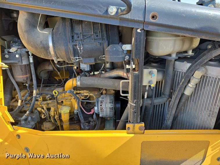 image for item DT6781 2012 John Deere 850K dozer