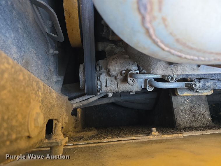 image for item DT6781 2012 John Deere 850K dozer