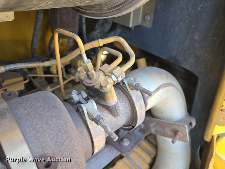 image for item DT6781 2012 John Deere 850K dozer