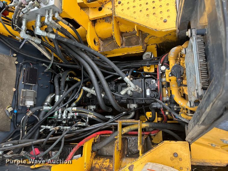 image for item DT6781 2012 John Deere 850K dozer