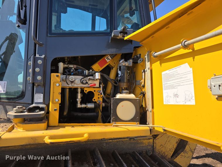 image for item DT6781 2012 John Deere 850K dozer