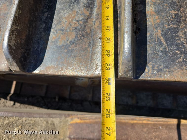 image for item DT6781 2012 John Deere 850K dozer