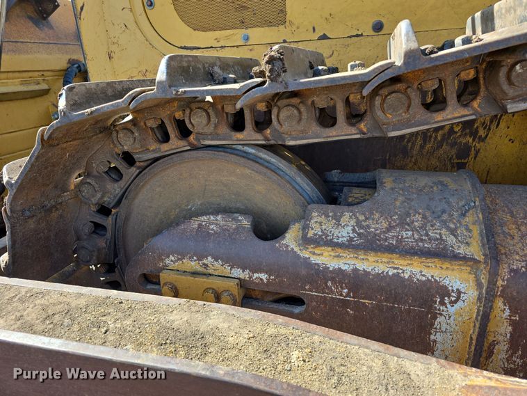 image for item DT6781 2012 John Deere 850K dozer