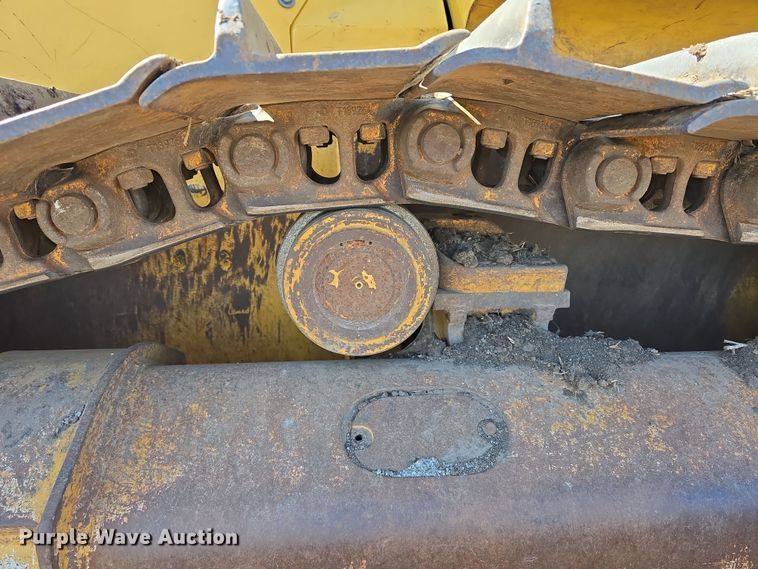 image for item DT6781 2012 John Deere 850K dozer