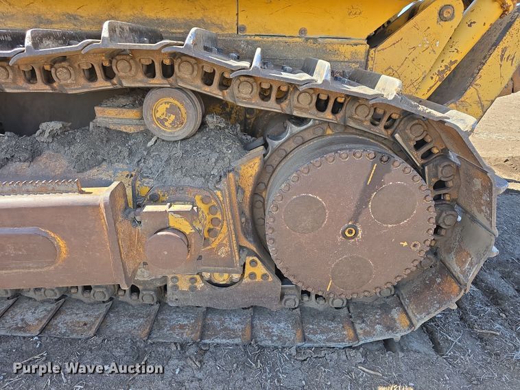 image for item DT6781 2012 John Deere 850K dozer