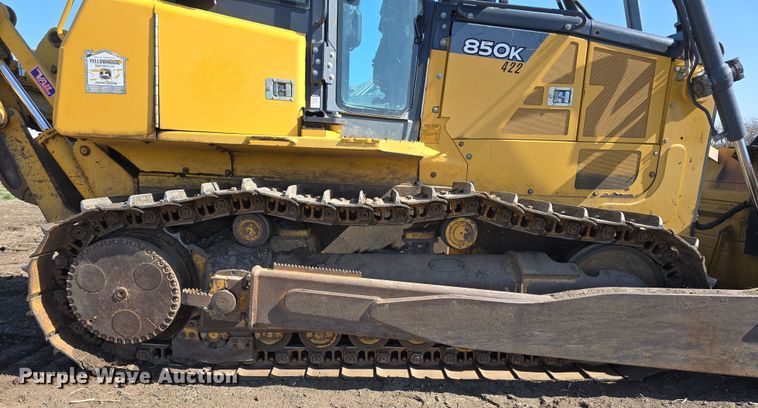 image for item DT6781 2012 John Deere 850K dozer