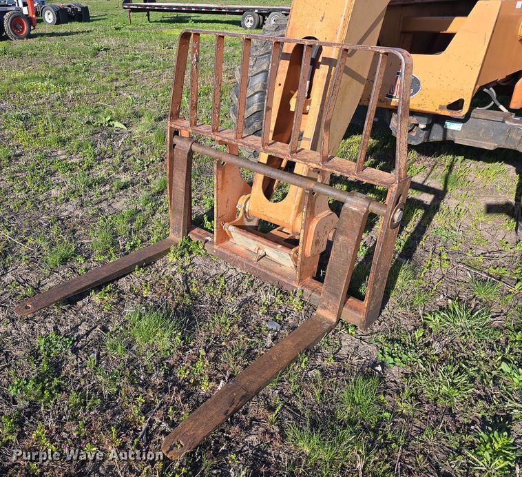 image for item DT6783 1996 Lull 6K-37 telehandler