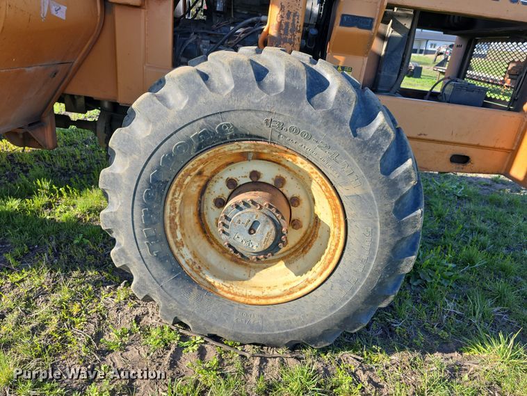 image for item DT6783 1996 Lull 6K-37 telehandler