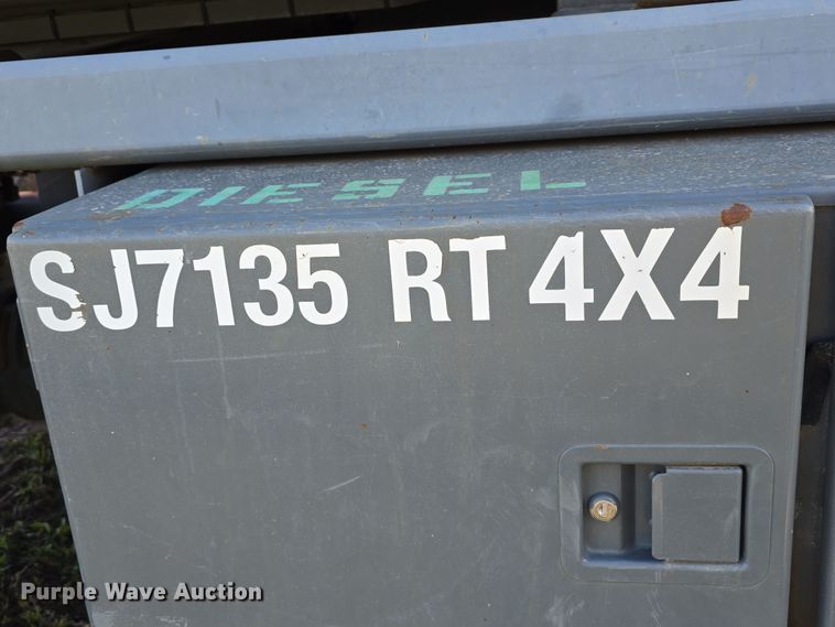 image for item DT6784 2003 SkyJack SJ7135 scissor lift