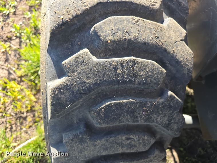 image for item DT6784 2003 SkyJack SJ7135 scissor lift