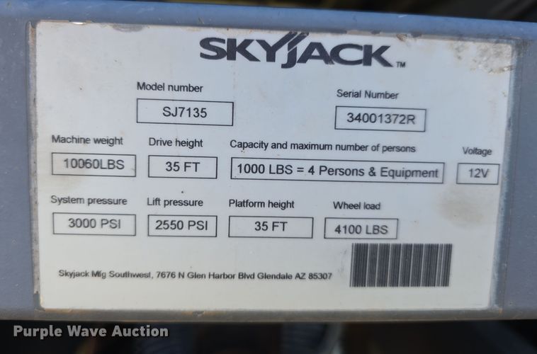 image for item DT6784 2003 SkyJack SJ7135 scissor lift