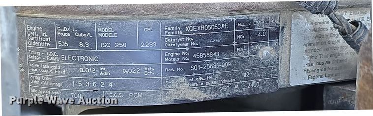 image for item DT6785 2000 Freightliner FL70 semi truck