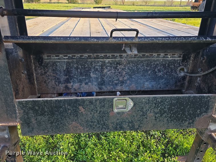 image for item DT6786 2018 Big Tex 22GN equipment trailer