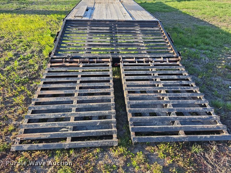 image for item DT6786 2018 Big Tex 22GN equipment trailer