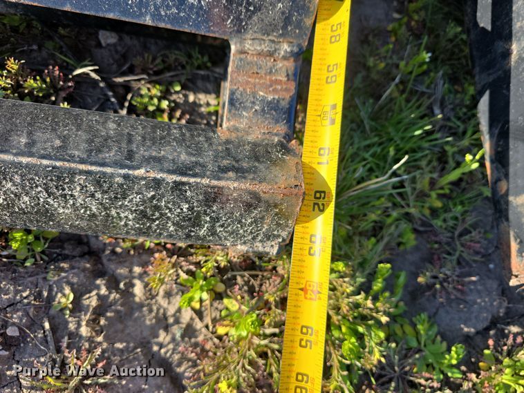 image for item DT6786 2018 Big Tex 22GN equipment trailer