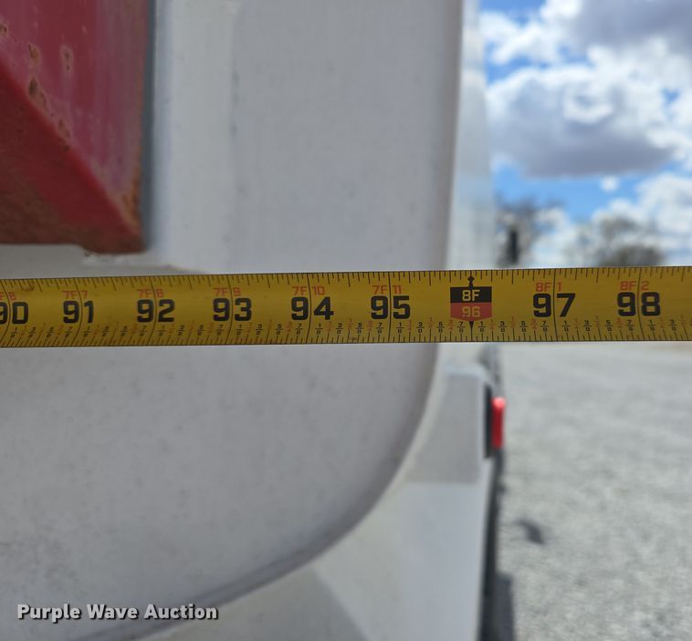 image for item DT6795 1987 International F2574 water truck