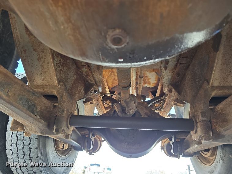 image for item DT6795 1987 International F2574 water truck