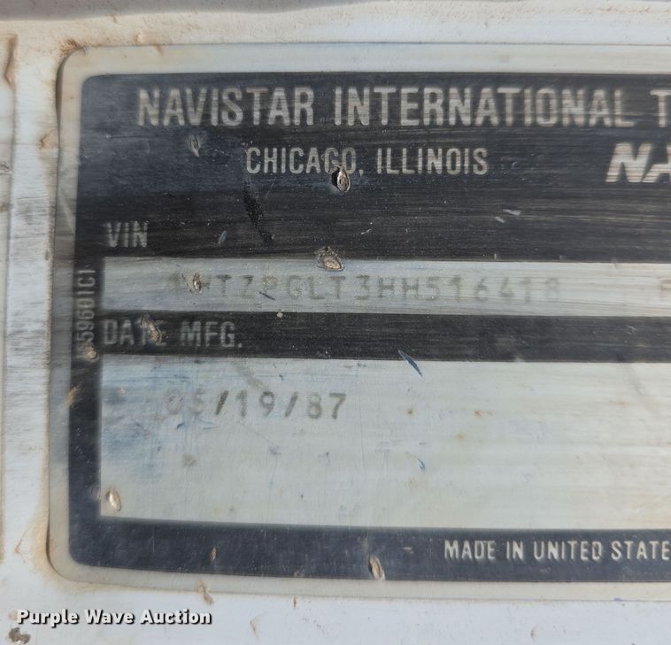 image for item DT6795 1987 International F2574 water truck