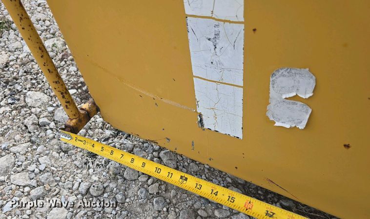 image for item DT6802 1990 Vermeer 1250BC wood chipper