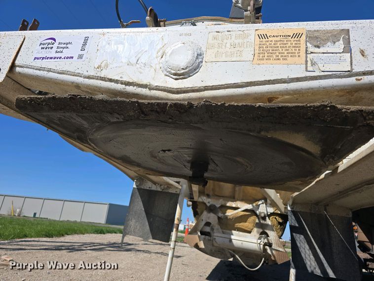 image for item DT6803 1998 Ranch Manufacturing Co. 21-42-3 bottom dump trailer