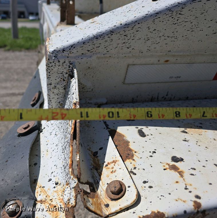 image for item DT6803 1998 Ranch Manufacturing Co. 21-42-3 bottom dump trailer