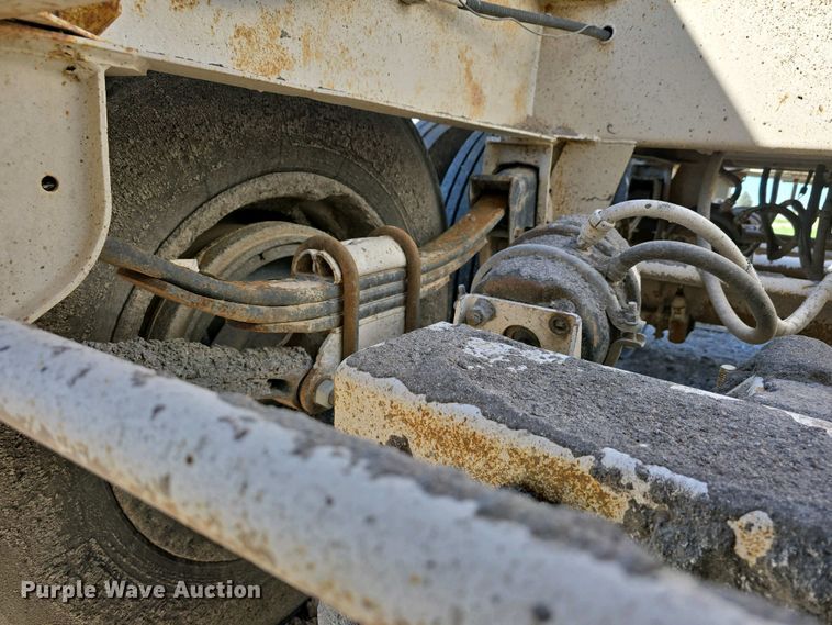 image for item DT6803 1998 Ranch Manufacturing Co. 21-42-3 bottom dump trailer