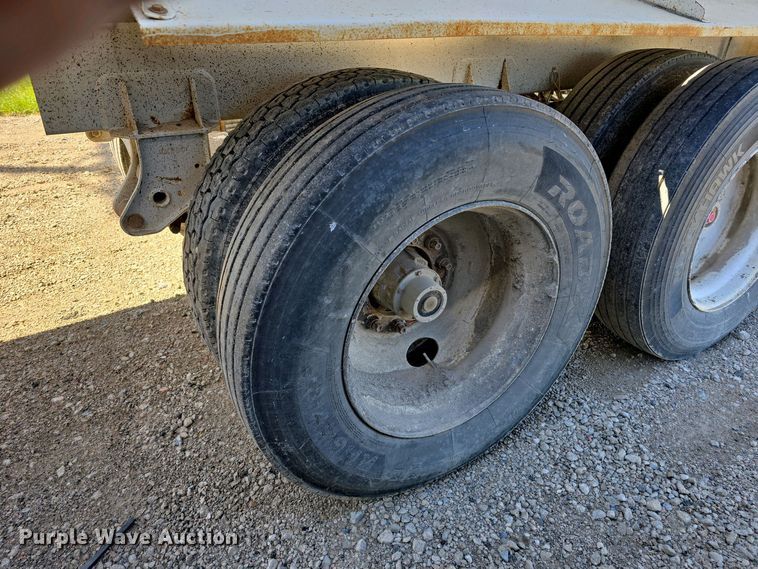 image for item DT6803 1998 Ranch Manufacturing Co. 21-42-3 bottom dump trailer