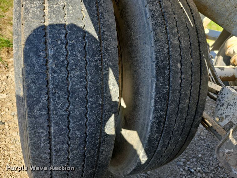 image for item DT6803 1998 Ranch Manufacturing Co. 21-42-3 bottom dump trailer