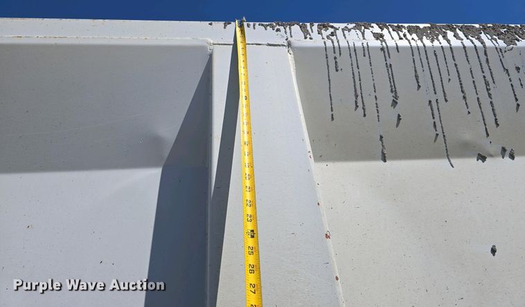 image for item DT6804 1995 R-Way Corporation bottom dump trailer