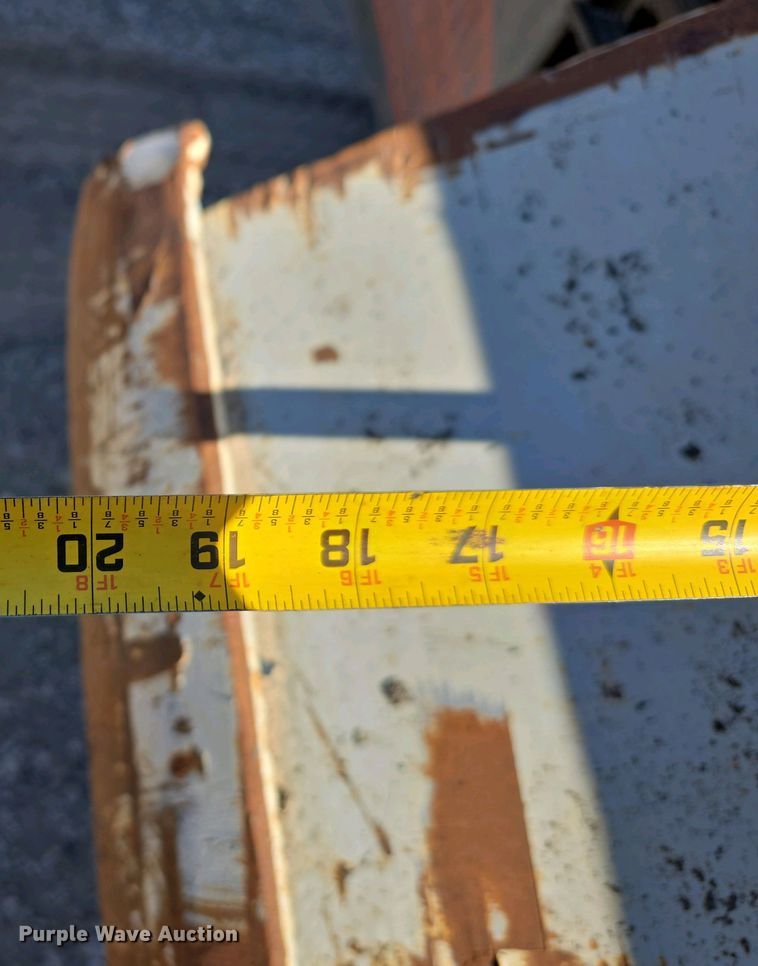 image for item DT6804 1995 R-Way Corporation bottom dump trailer