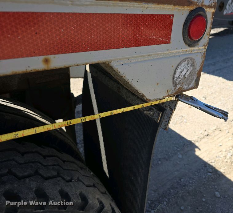 image for item DT6804 1995 R-Way Corporation bottom dump trailer