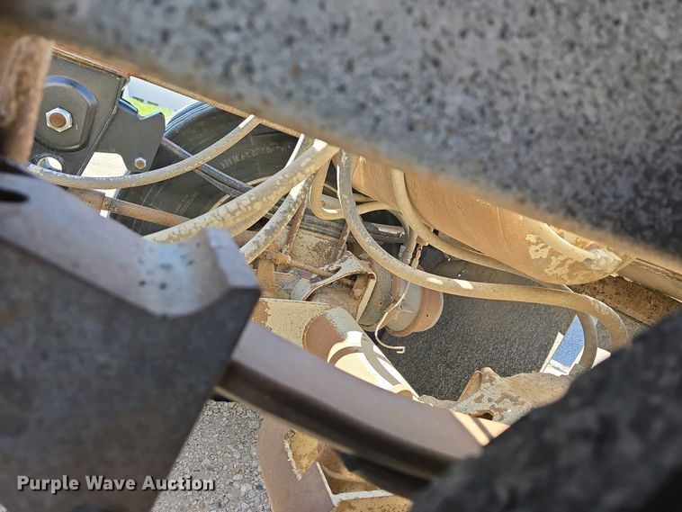 image for item DT6804 1995 R-Way Corporation bottom dump trailer