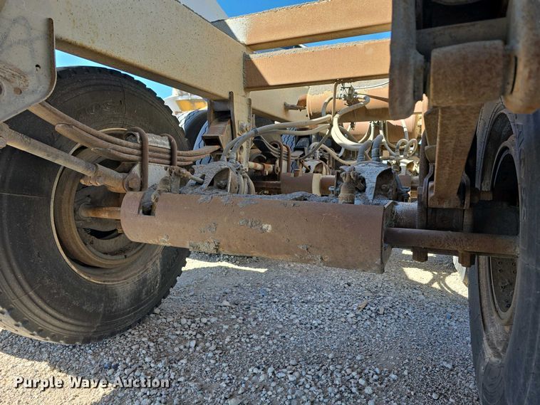 image for item DT6804 1995 R-Way Corporation bottom dump trailer