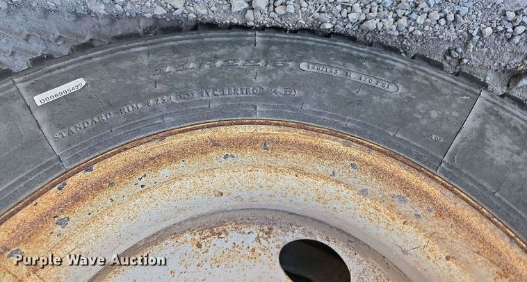 image for item DT6804 1995 R-Way Corporation bottom dump trailer