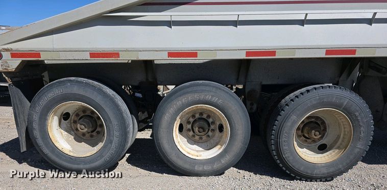 image for item DT6804 1995 R-Way Corporation bottom dump trailer