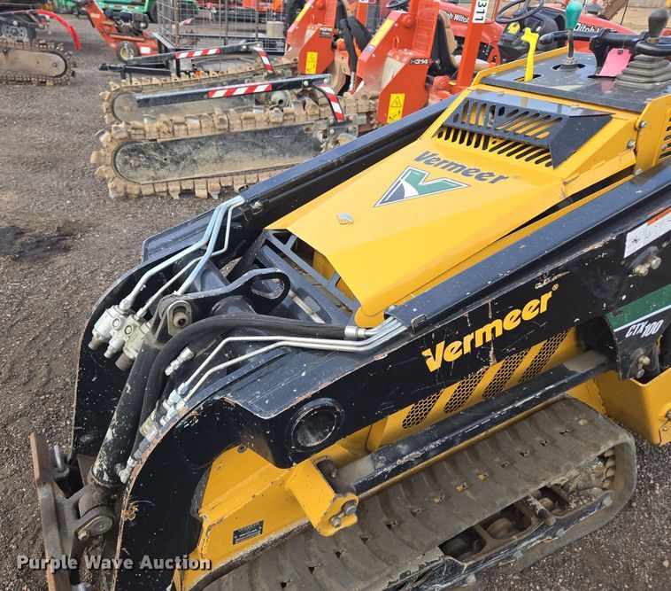 image for item DT7089 2018 Vermeer CTX100 compact utility loader