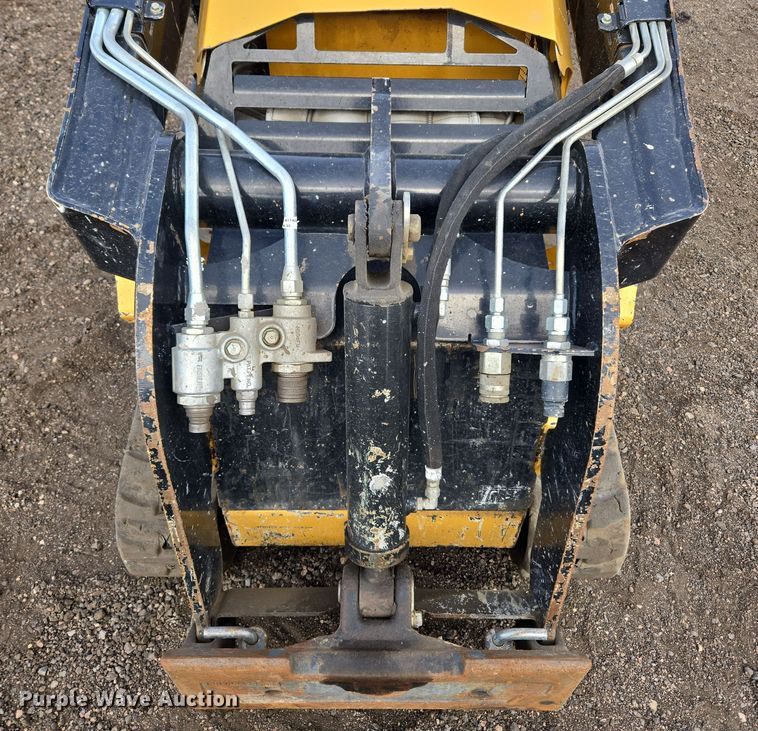 image for item DT7089 2018 Vermeer CTX100 compact utility loader