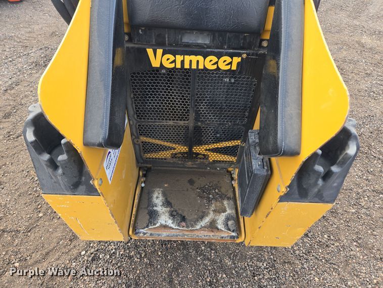 image for item DT7089 2018 Vermeer CTX100 compact utility loader