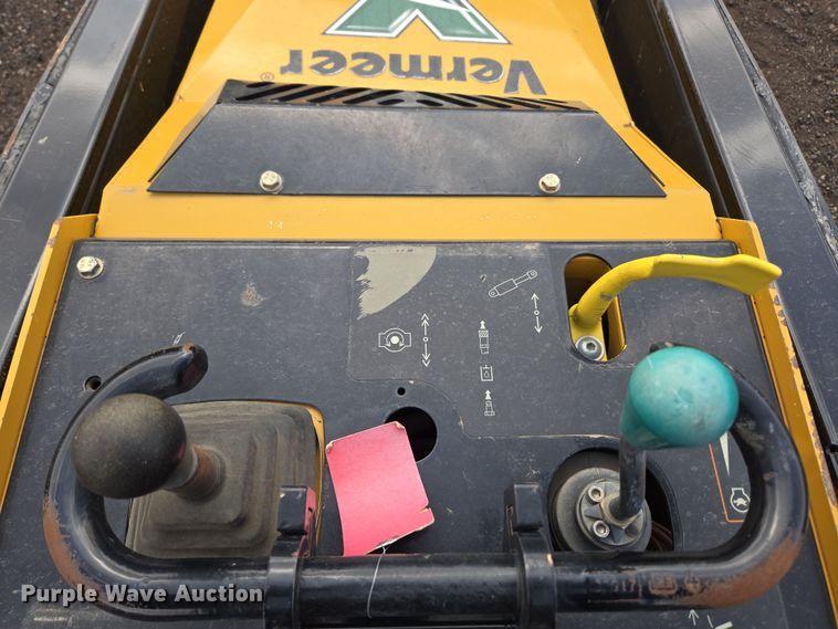 image for item DT7089 2018 Vermeer CTX100 compact utility loader