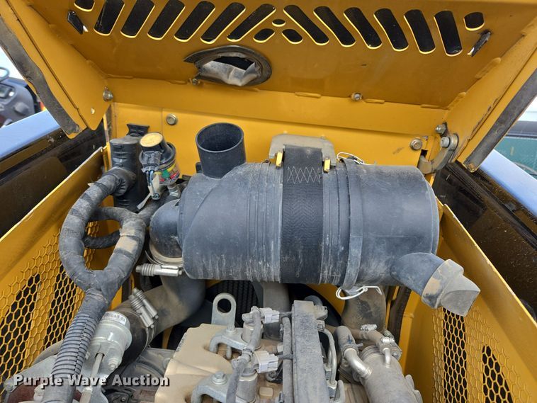 image for item DT7089 2018 Vermeer CTX100 compact utility loader