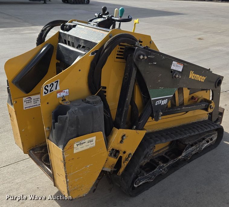 image for item DT7090 2018 Vermeer CTX100 compact utility loader