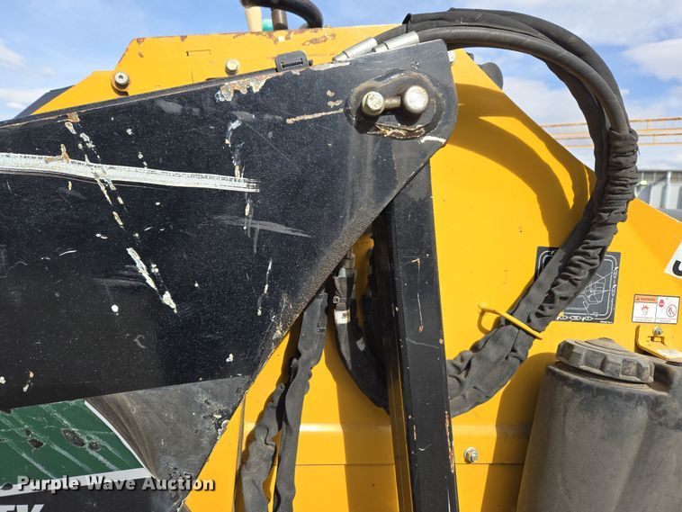 image for item DT7090 2018 Vermeer CTX100 compact utility loader