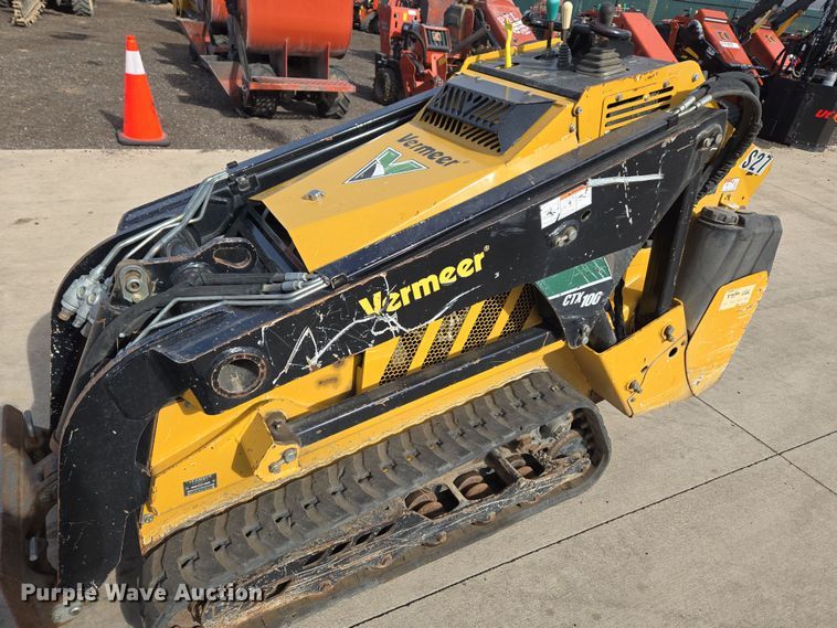 image for item DT7090 2018 Vermeer CTX100 compact utility loader