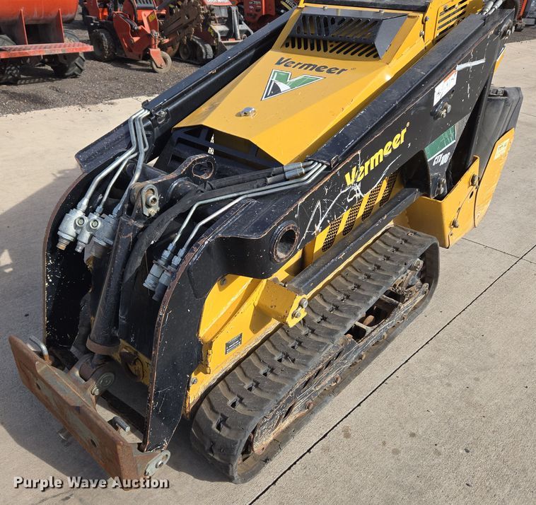 image for item DT7090 2018 Vermeer CTX100 compact utility loader