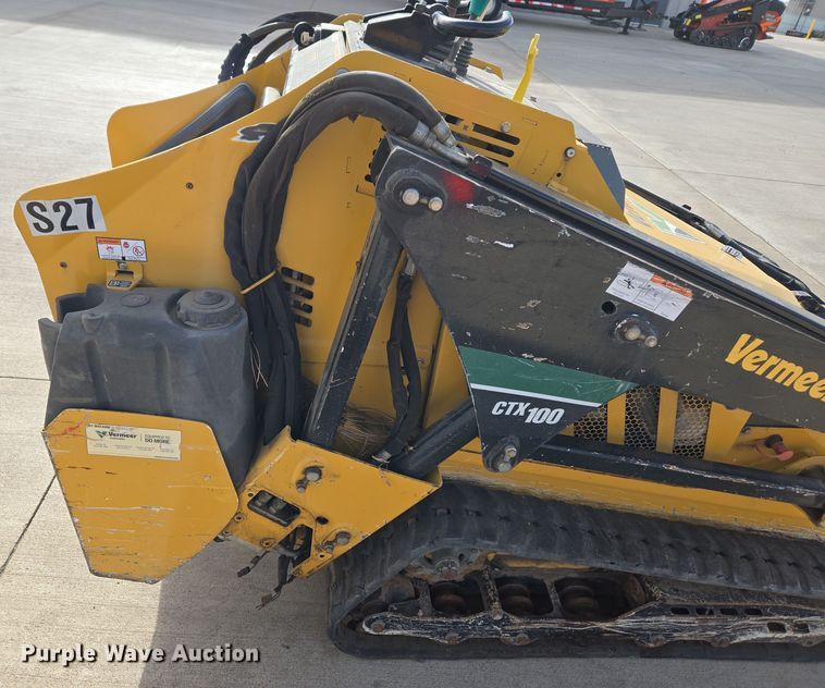 image for item DT7090 2018 Vermeer CTX100 compact utility loader