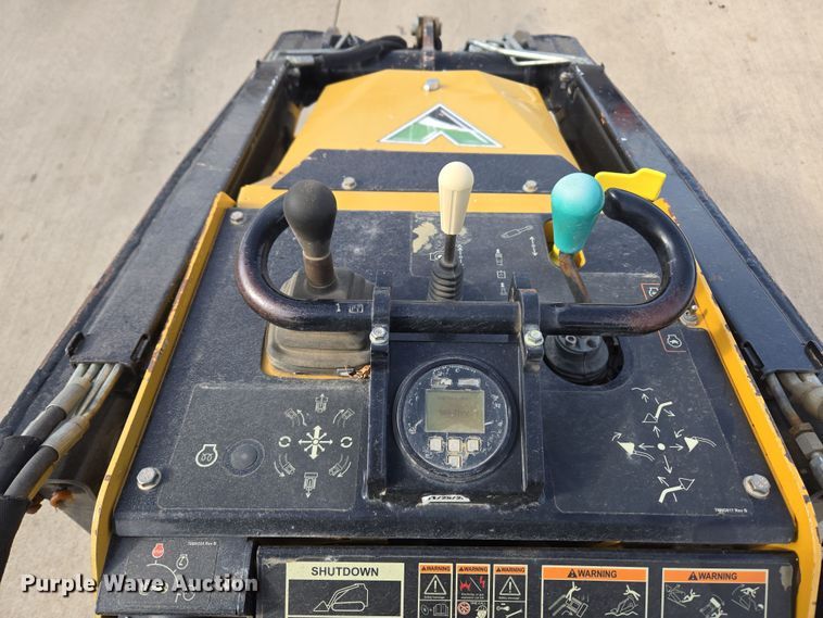 image for item DT7090 2018 Vermeer CTX100 compact utility loader