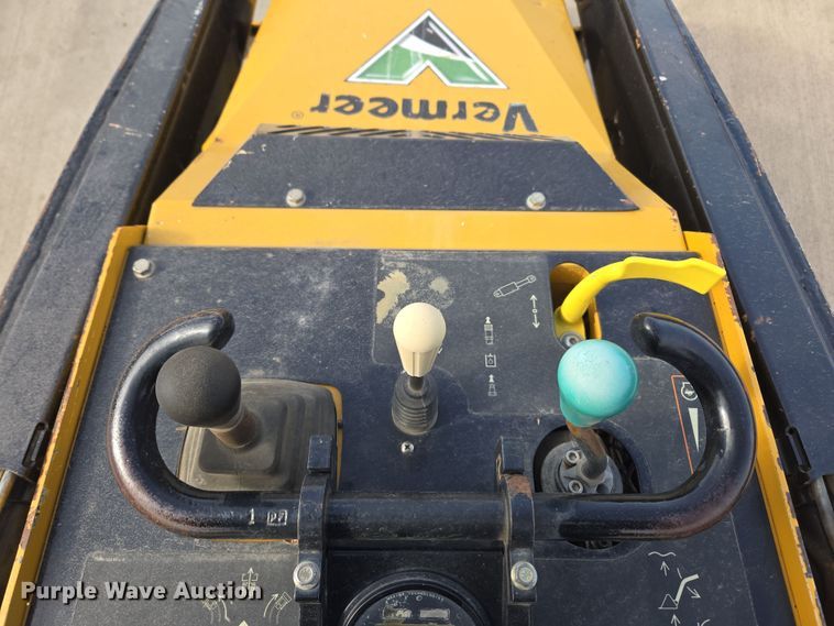 image for item DT7090 2018 Vermeer CTX100 compact utility loader