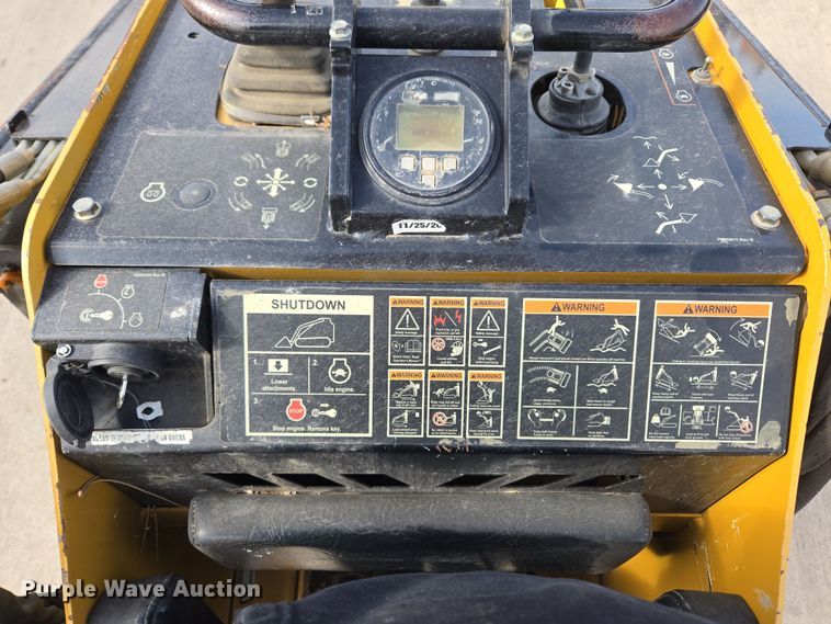 image for item DT7090 2018 Vermeer CTX100 compact utility loader